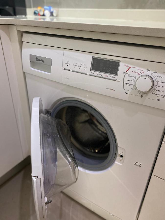 Petit Rossello Lägenhet Barcelona Exteriör bild